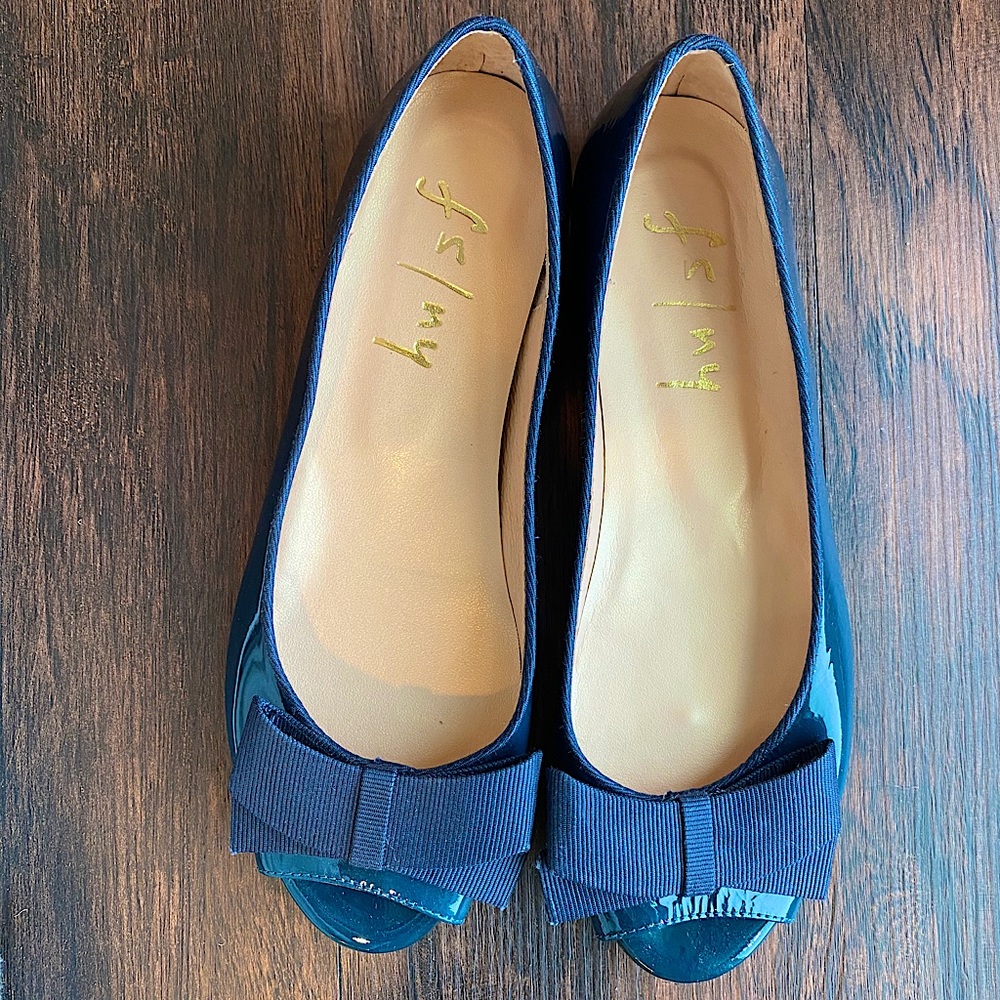 Brand new French Sole flats